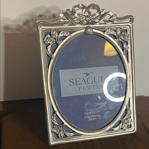 😄1990 Seagull fine pewter floral picture frame